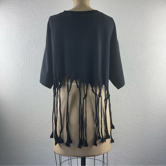 ODM l XL Black Flag Stars Stripes Knotted Fringe Festival Boho Crop Top T-Shirt - Picture 8 of 14